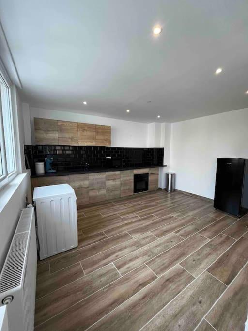 Grande Chambre Dans Loft A Deux Pas De La Plage Dunkirk Esterno foto